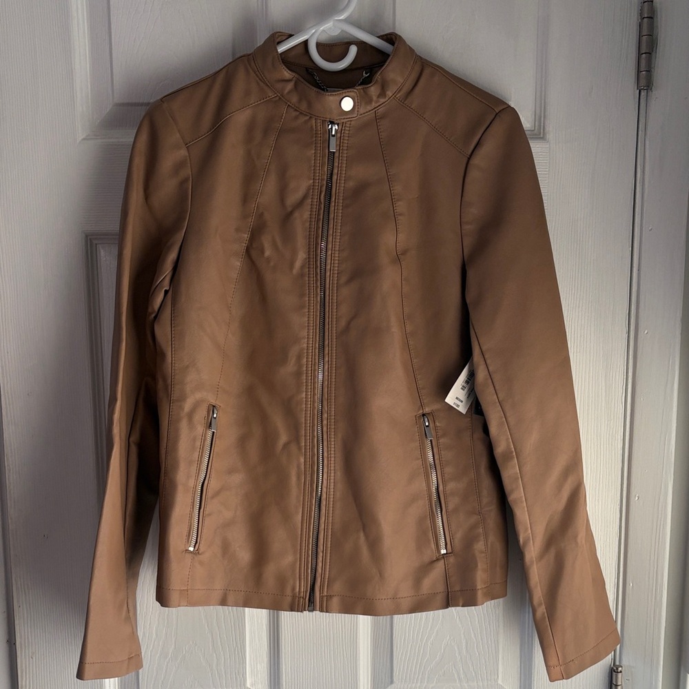 NWT a.n.a Camel Vegan Leather Moto Jacket M - Picture 3 of 8